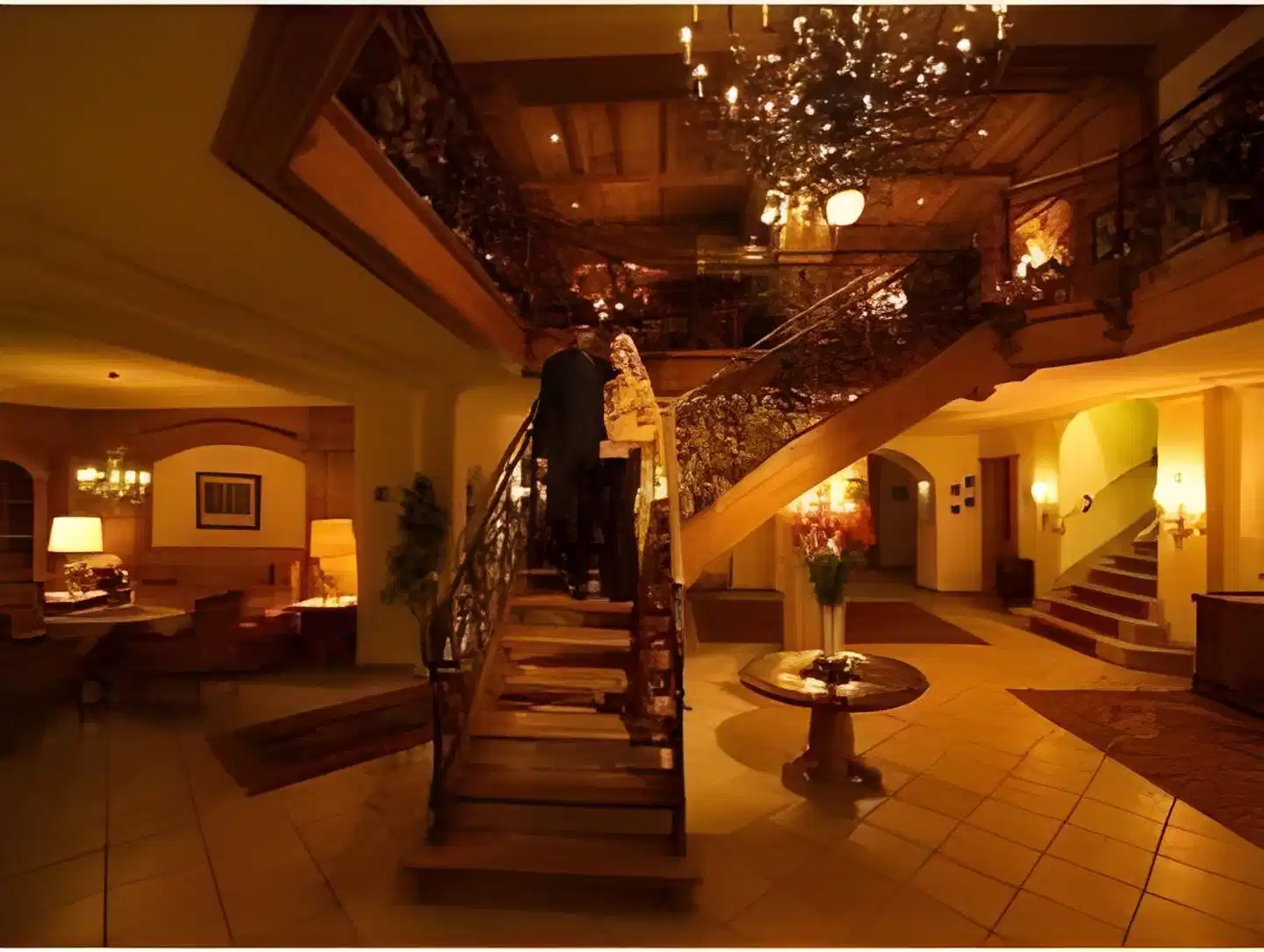 Singer Lobby