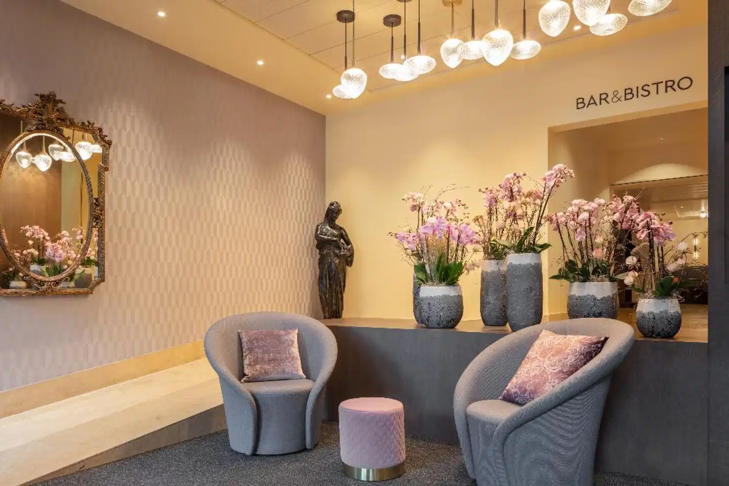 Hotel Victoria Lobby