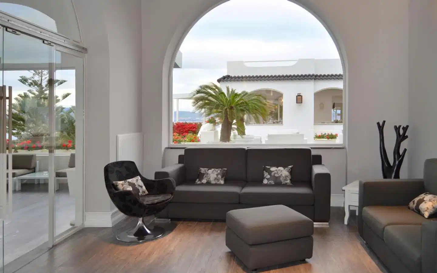 Cala Moresca Lobby