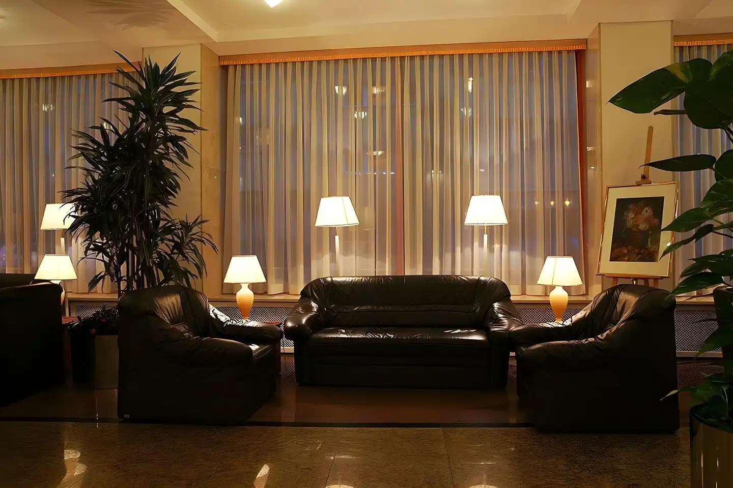 Reytan Lobby