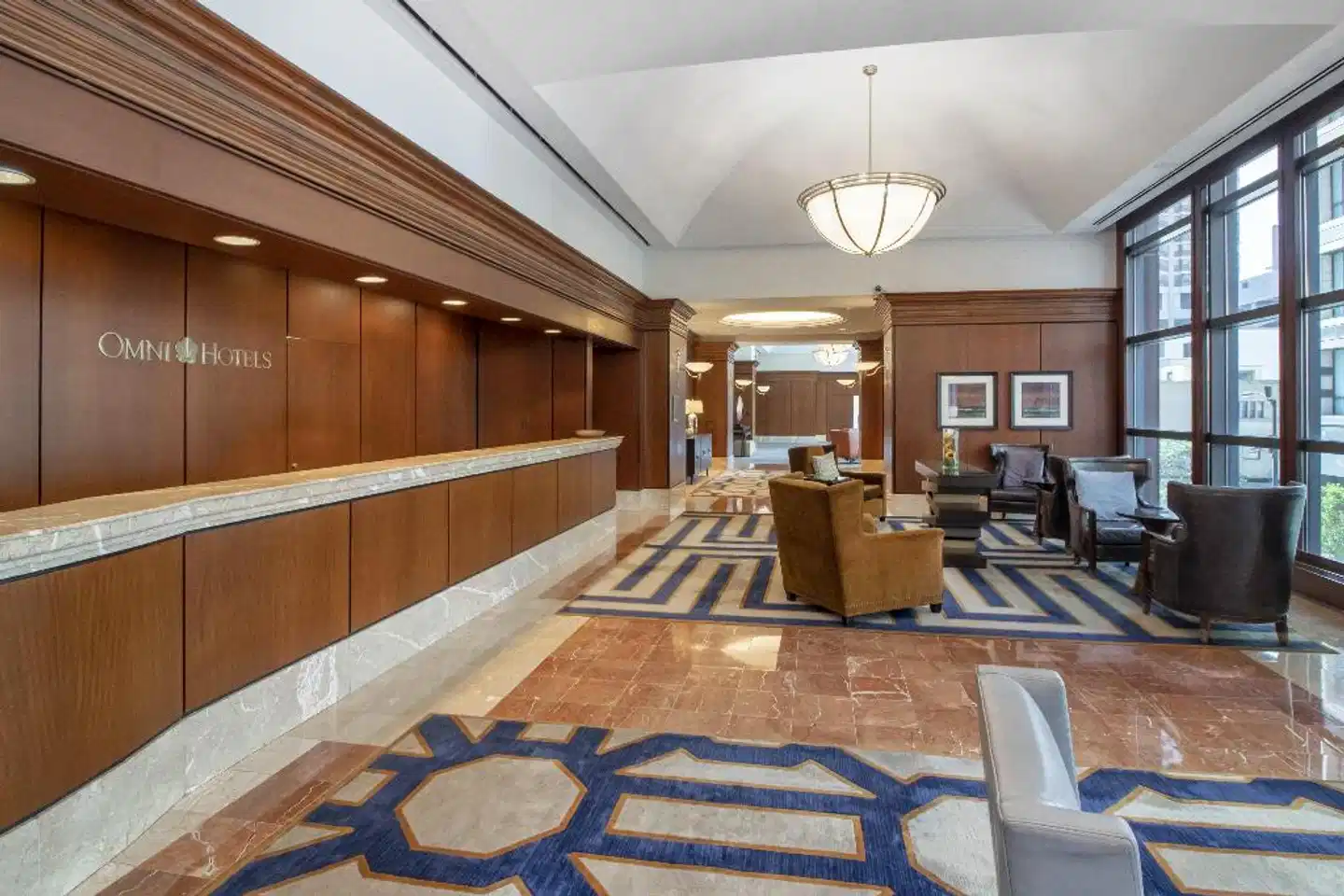 Omni Chicago Hotel Lobby