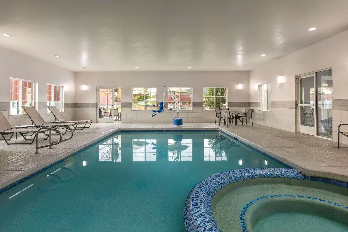 La Quinta Inn & Suites by Wyndham Williams-Grand Canyon Area Hallenbad
