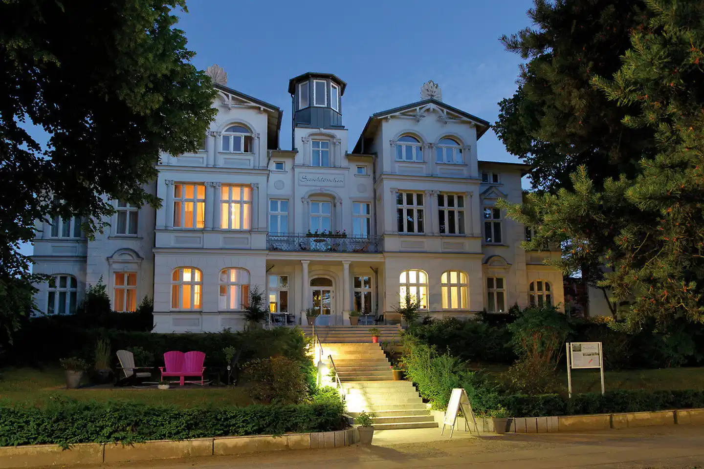 Aparthotel Seeschlösschen Aussenansicht