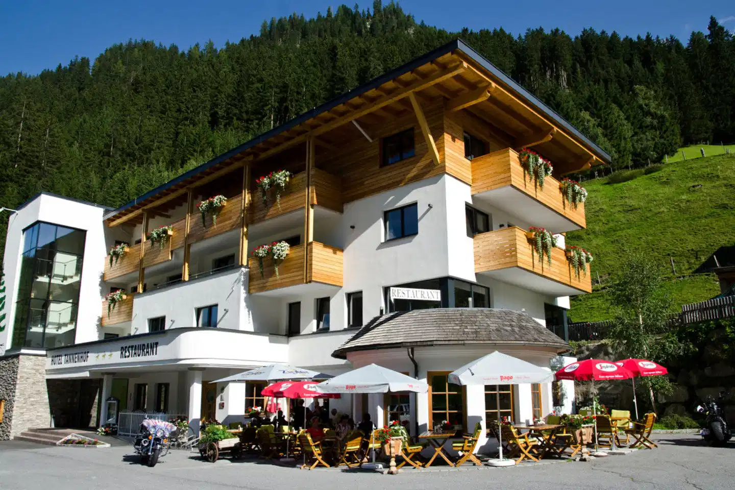 Hotel Tannenhof Aussenansicht