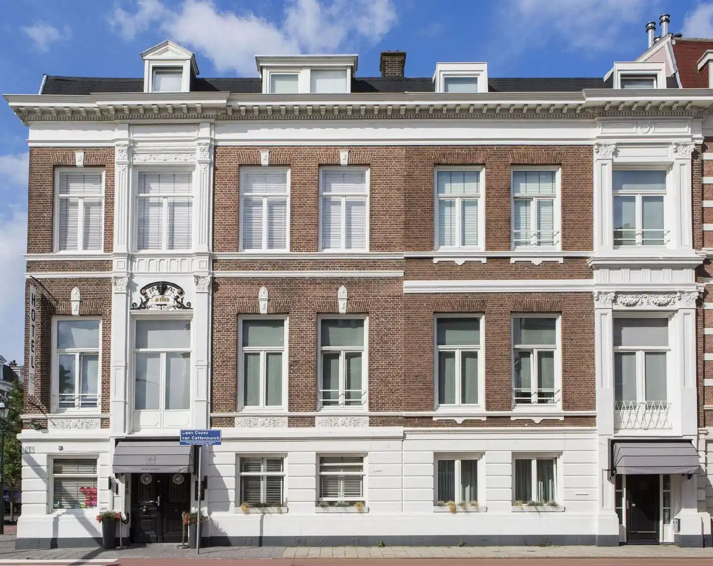 Mozaic Stadsvilla Aussenansicht