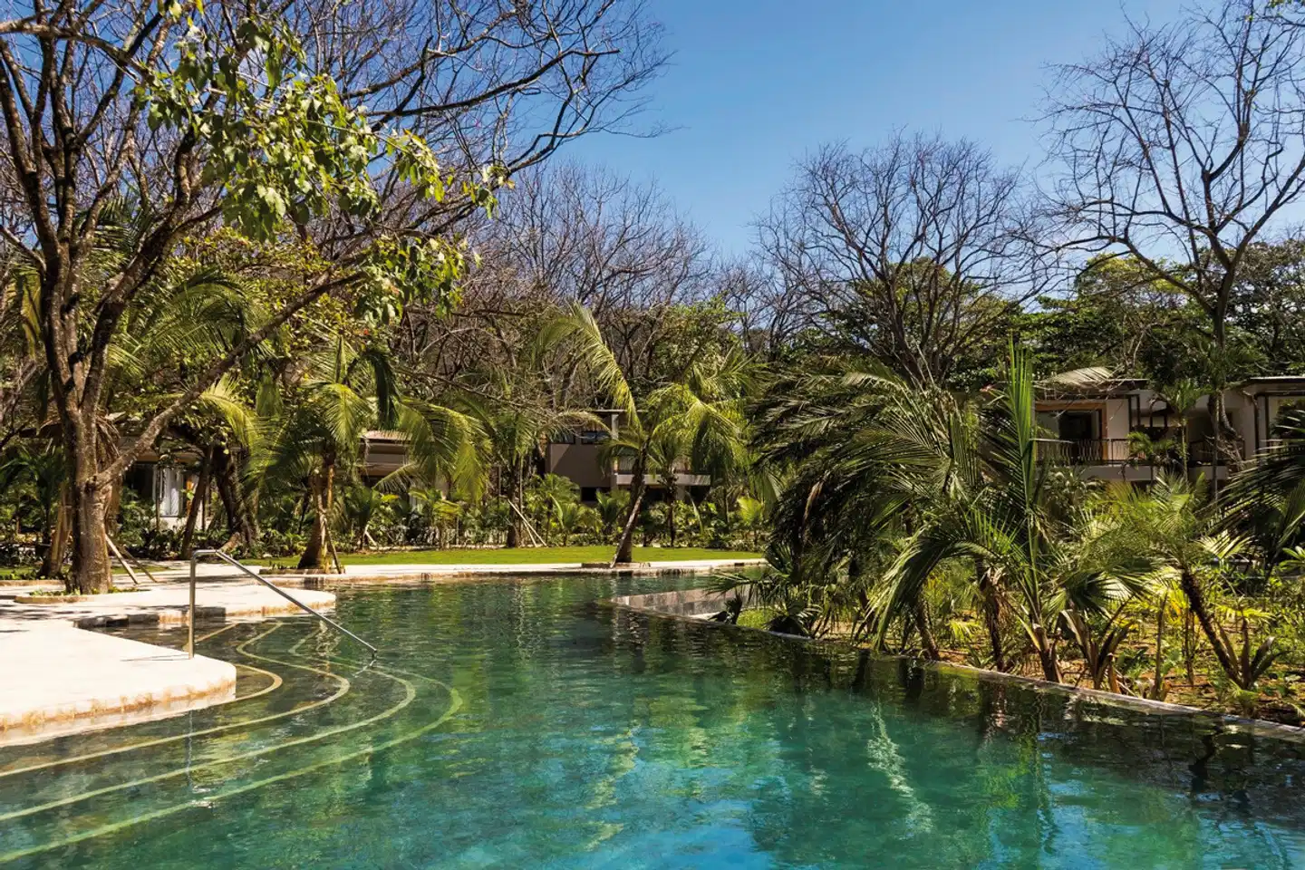 Hotel Nantipa Pool
