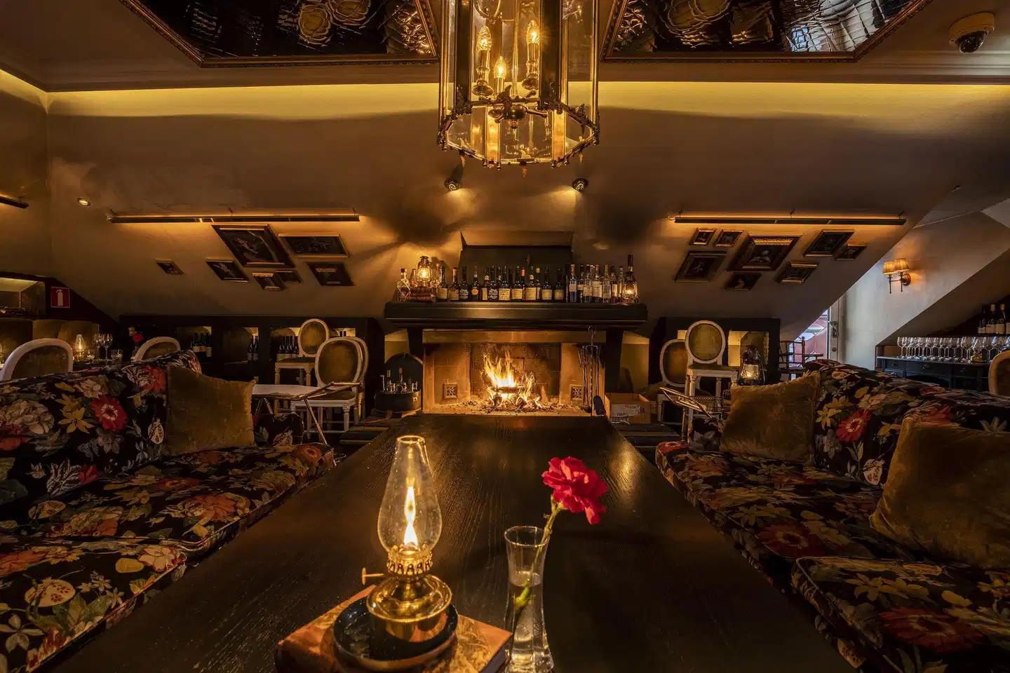 Pigalle Lobby