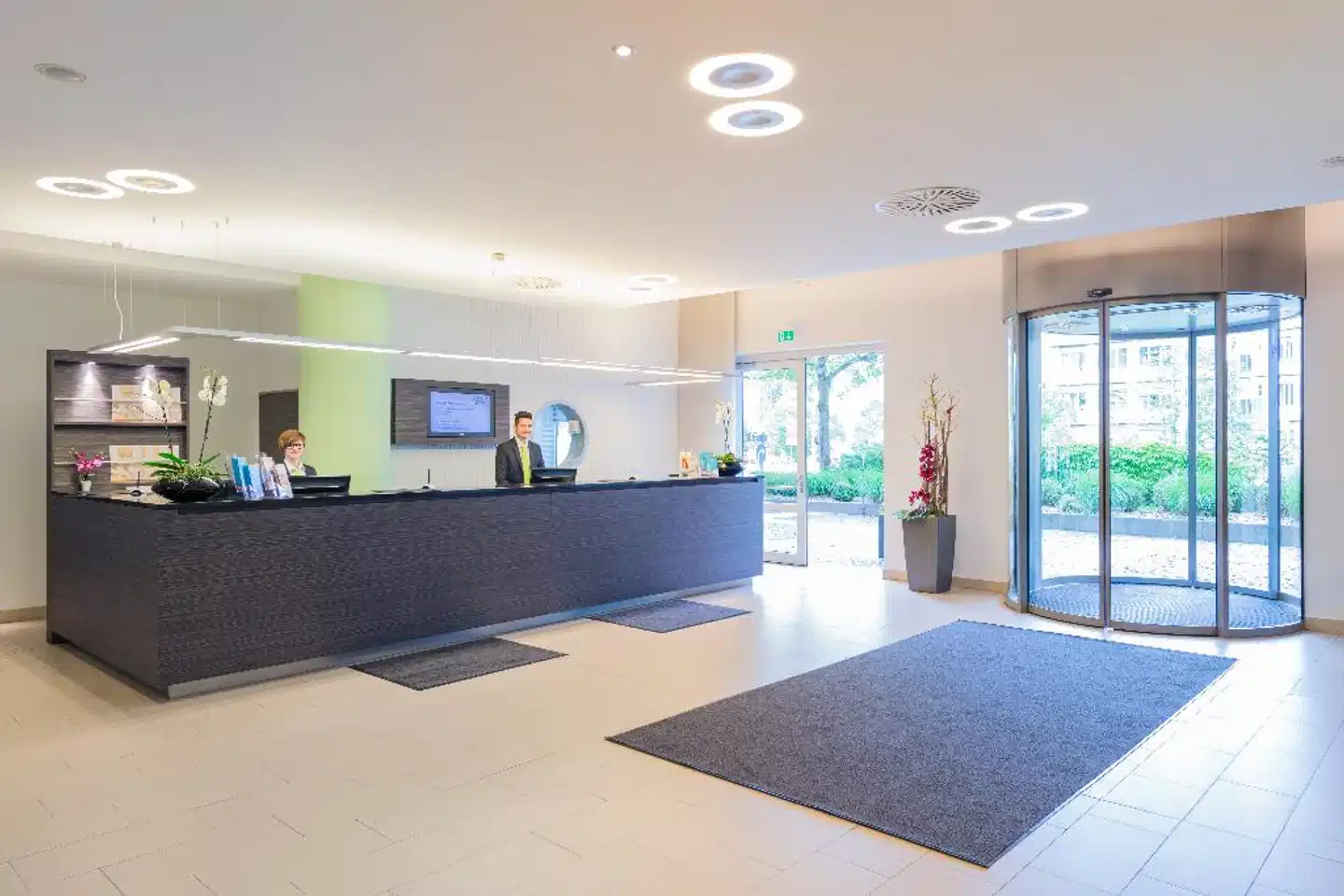 NOVINA HOTEL Wöhrdersee Nürnberg City Lobby