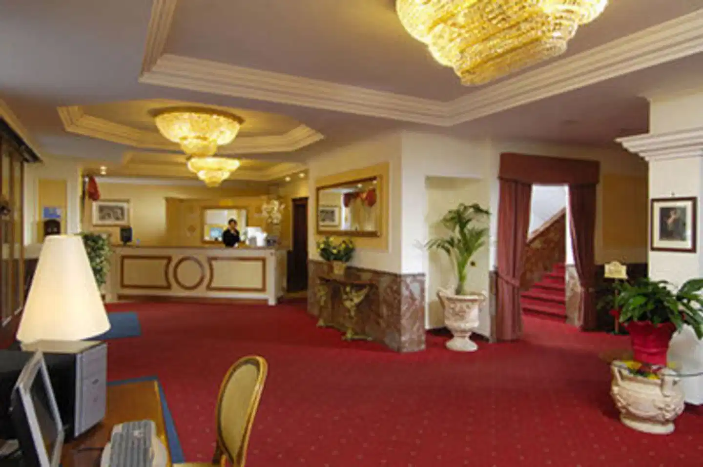 Club House Roma Hotel Lobby