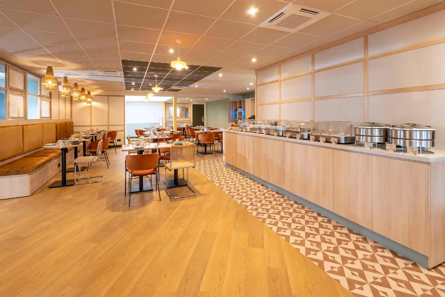 Sure Hotel by Best Western Caen Memorial Bar