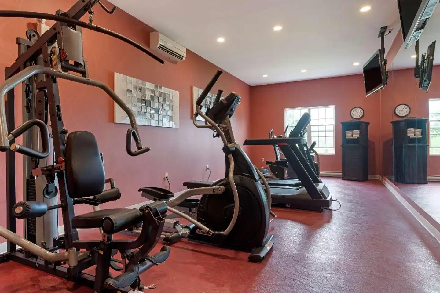 Best Western Plus Fredericton Hotel & Suites Sport und Entertainment