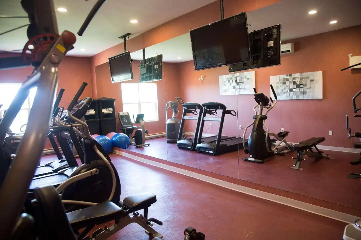 Best Western Plus Fredericton Hotel & Suites Sport und Entertainment