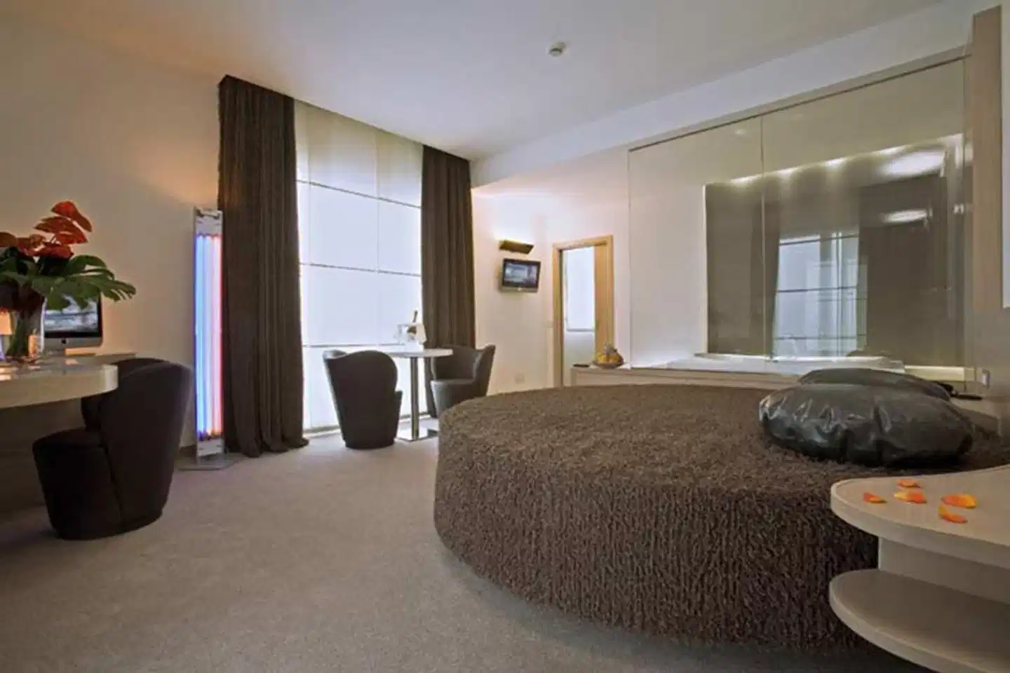 Card International Hotel Wohnbeispiel