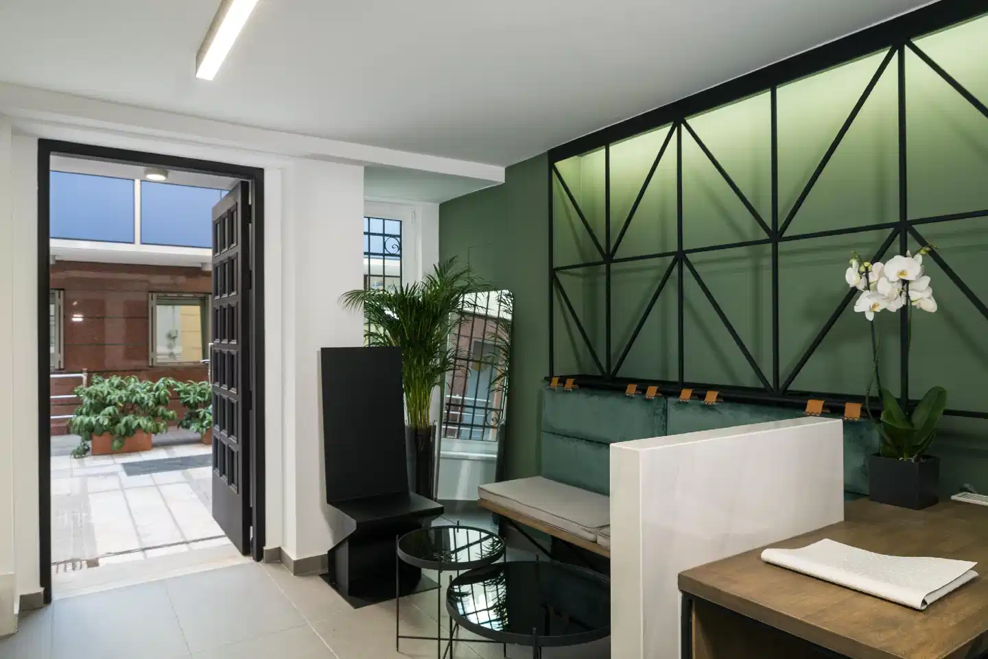 Sir Athens Lobby