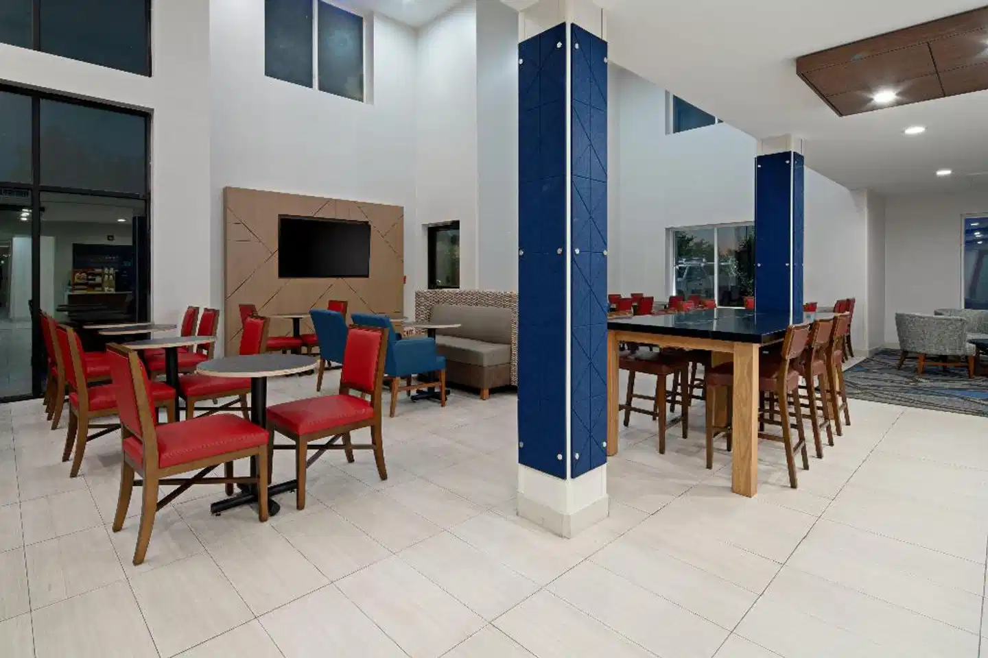 Holiday Inn Express Hotel & Suites Fresno South Terrasse