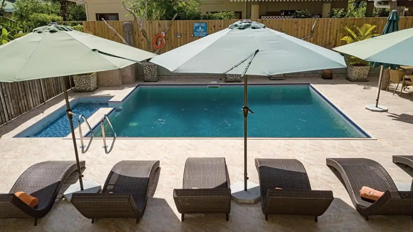 Chez Bea Luxury Villa Pool