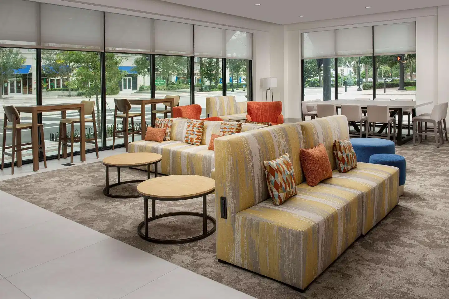 Hilton Garden Inn Orlando Downtown Lobby