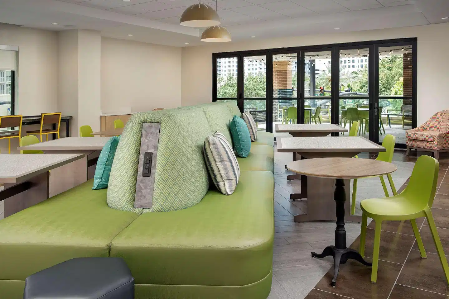 Home2 Suites by Hilton Orlando Downtown Lobby