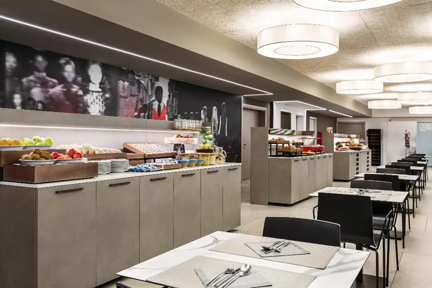Amedia Milan Restaurant