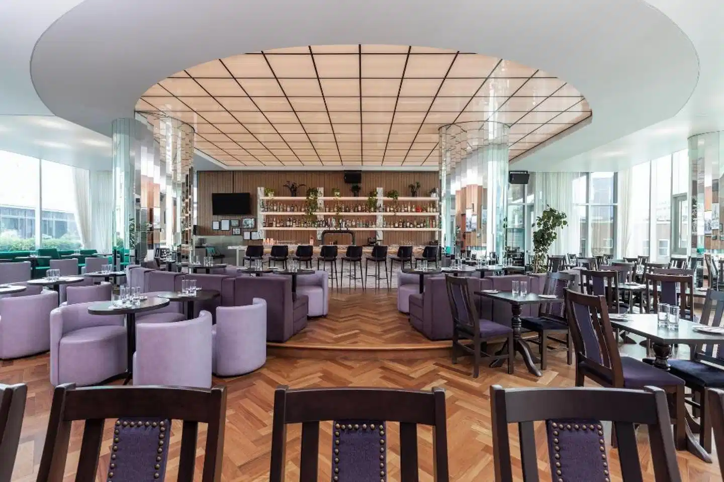 Hyatt Centric Montreal Bar