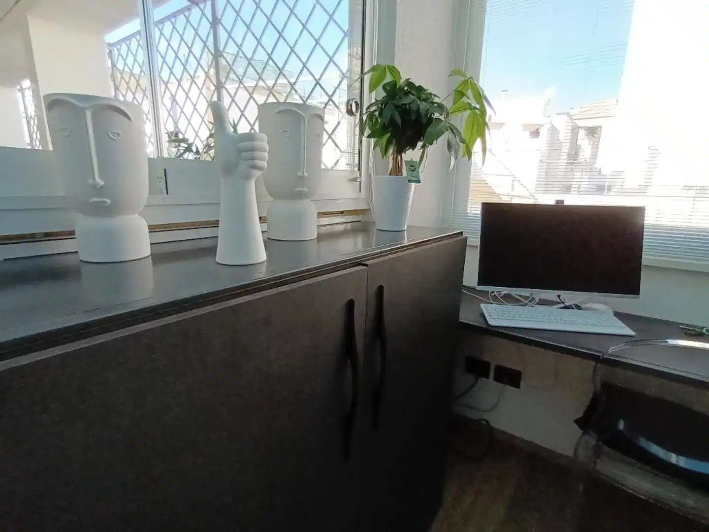 Popula Rooms Lobby