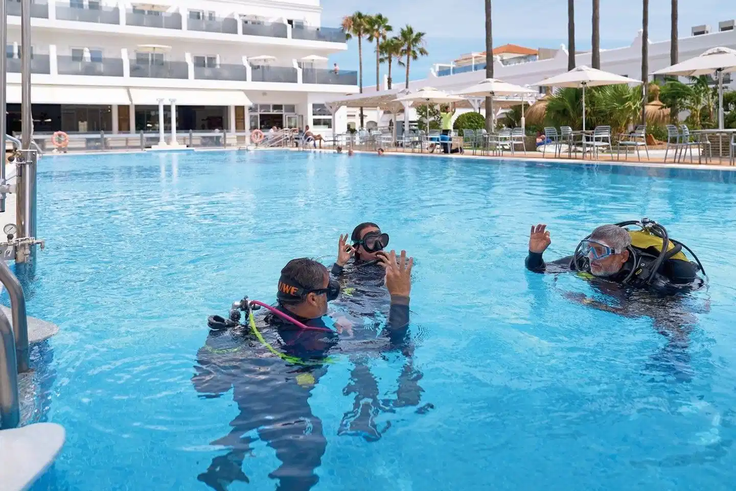 Hotel Playa de la Luz Pool