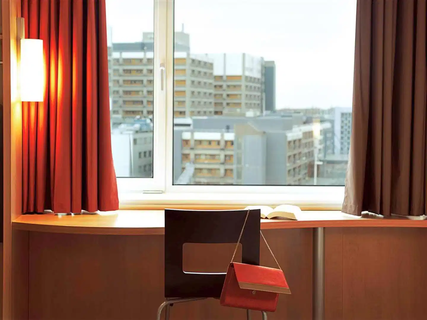 ibis Paris Gare de l'Est TGV Lobby
