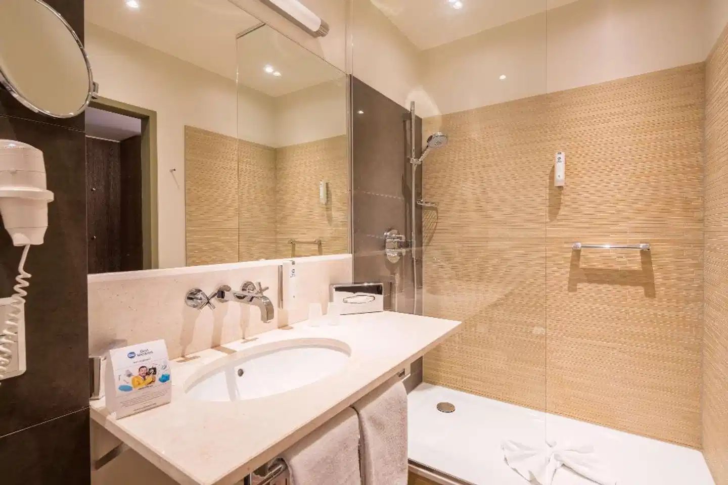 Best Western Hotel Schloßmühle Badezimmer