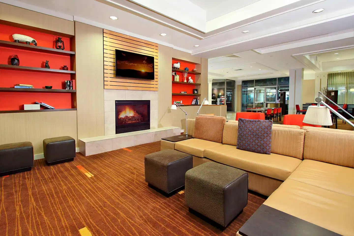 Courtyard by Marriott Oakland Downtown Lobby