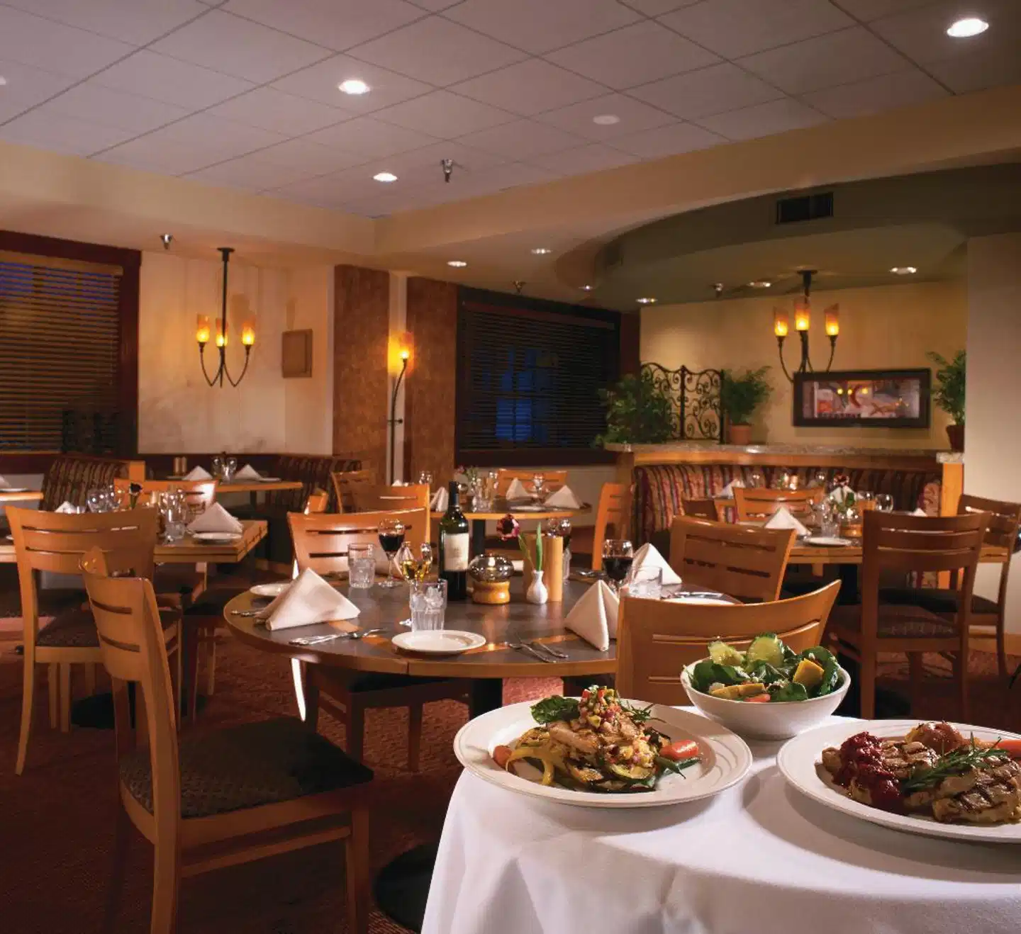Coast Burbank Hotel Restaurant