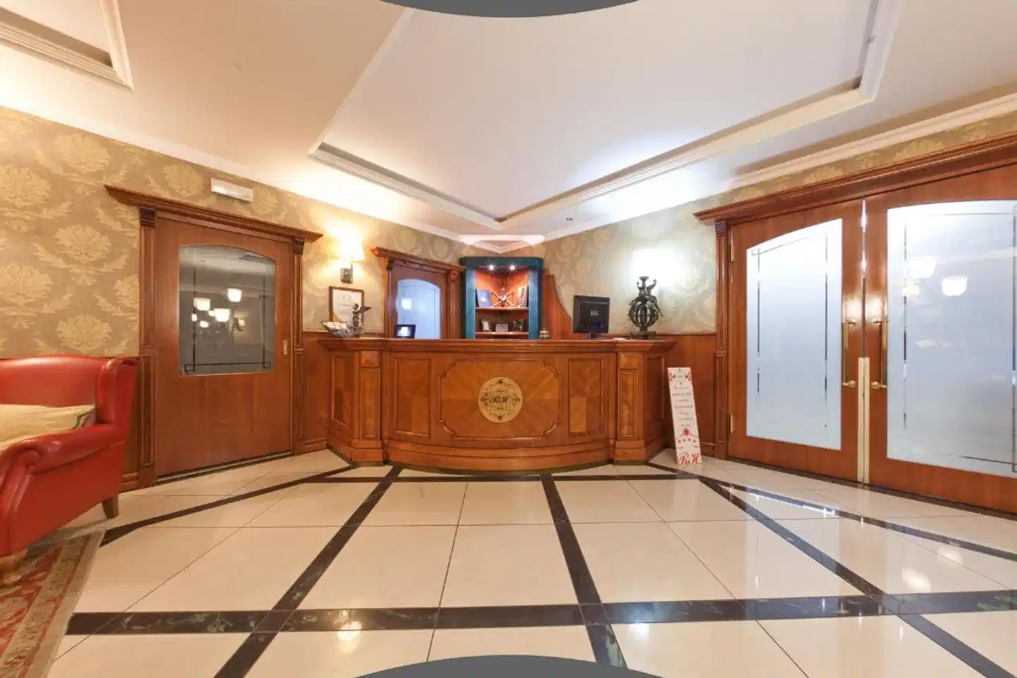 Regent Hotel Lobby