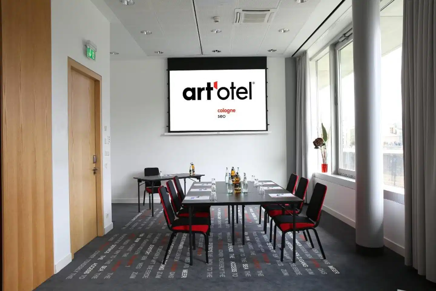 art'otel cologne Bar