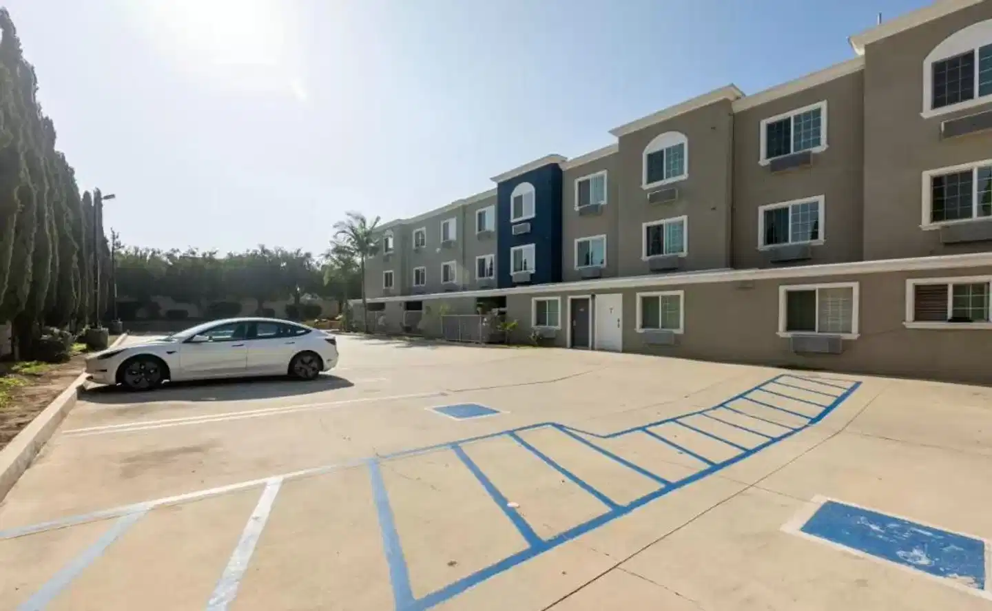 Super 8 by Wyndham Torrance LAX Airport Area Sport und Entertainment