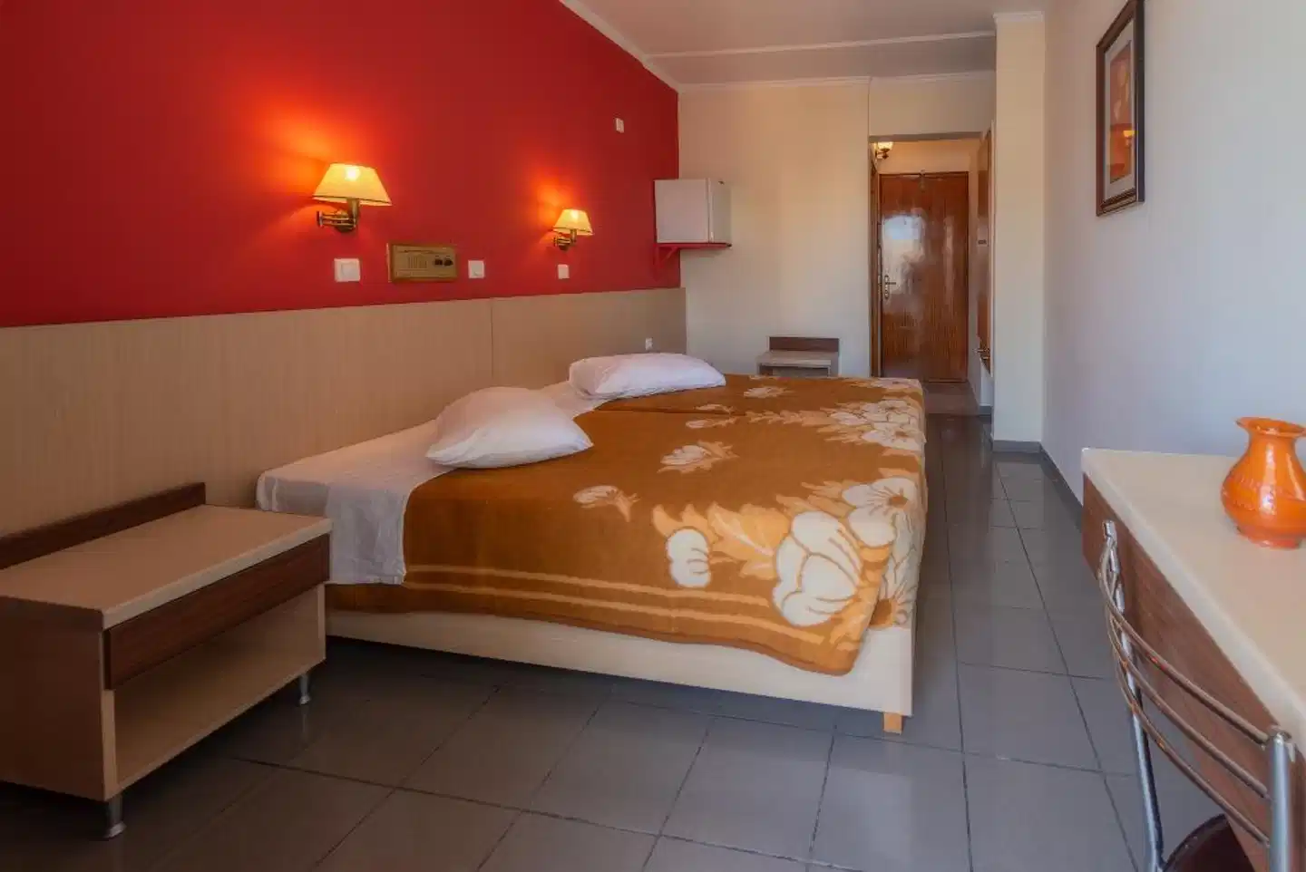 Dimitris Paritsa Hotel Wohnbeispiel