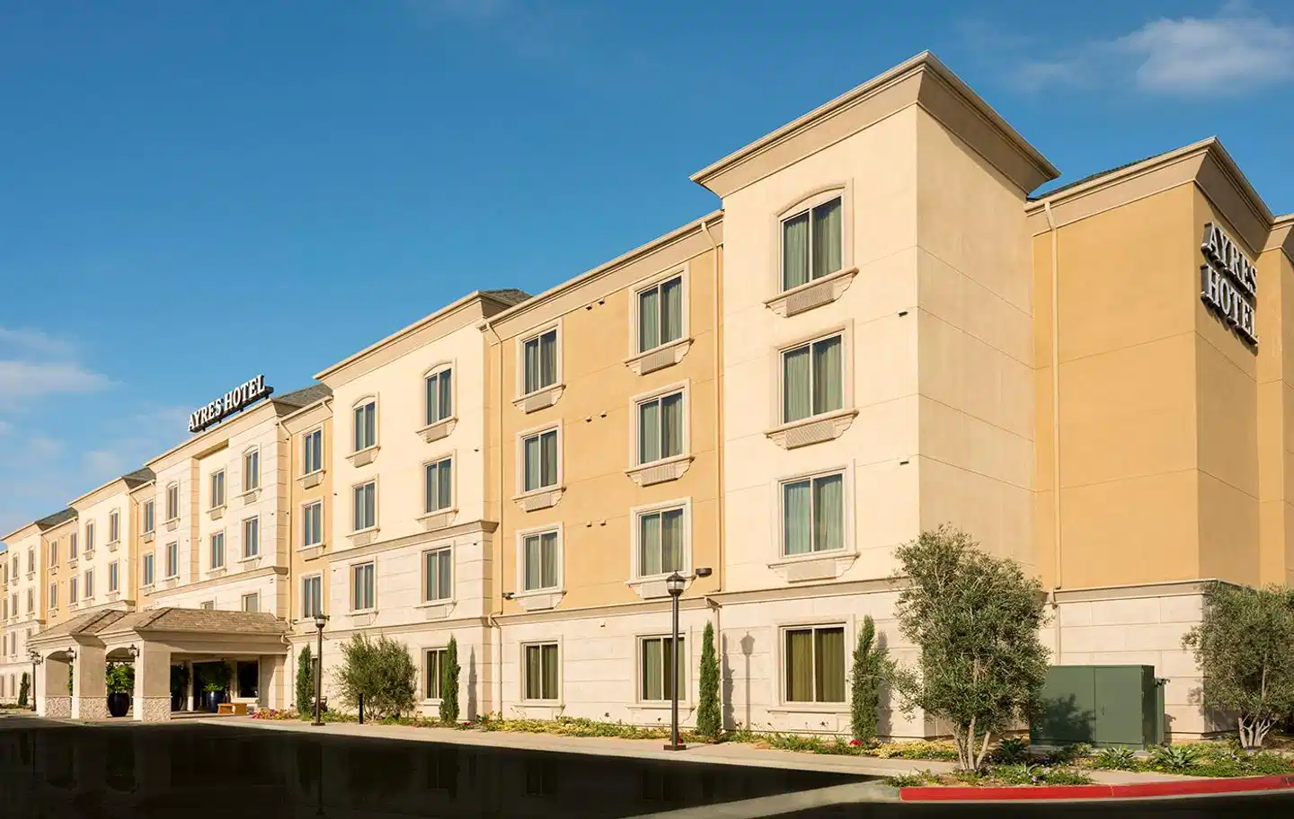 Ayres Hotel Orange Aussenansicht