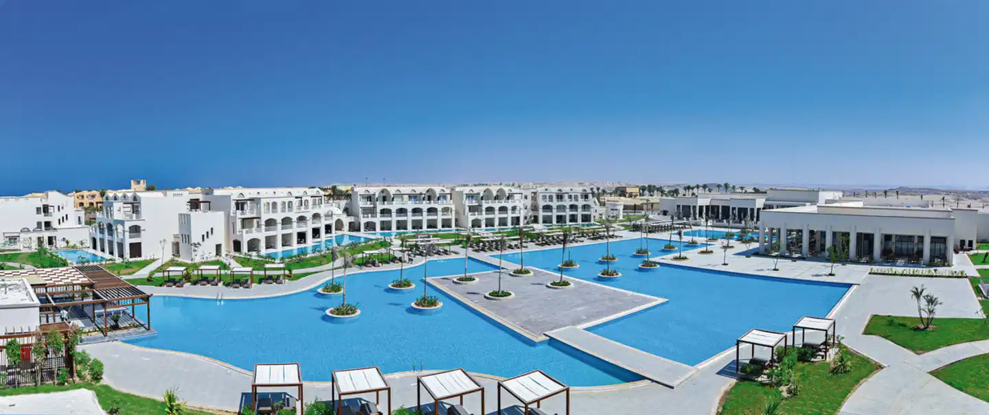 Steigenberger Resort Alaya Pool