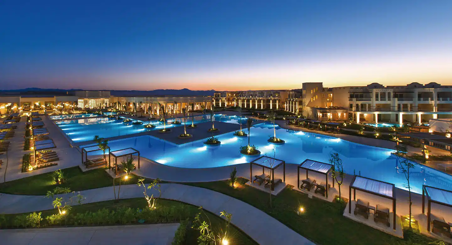 Steigenberger Resort Alaya Pool