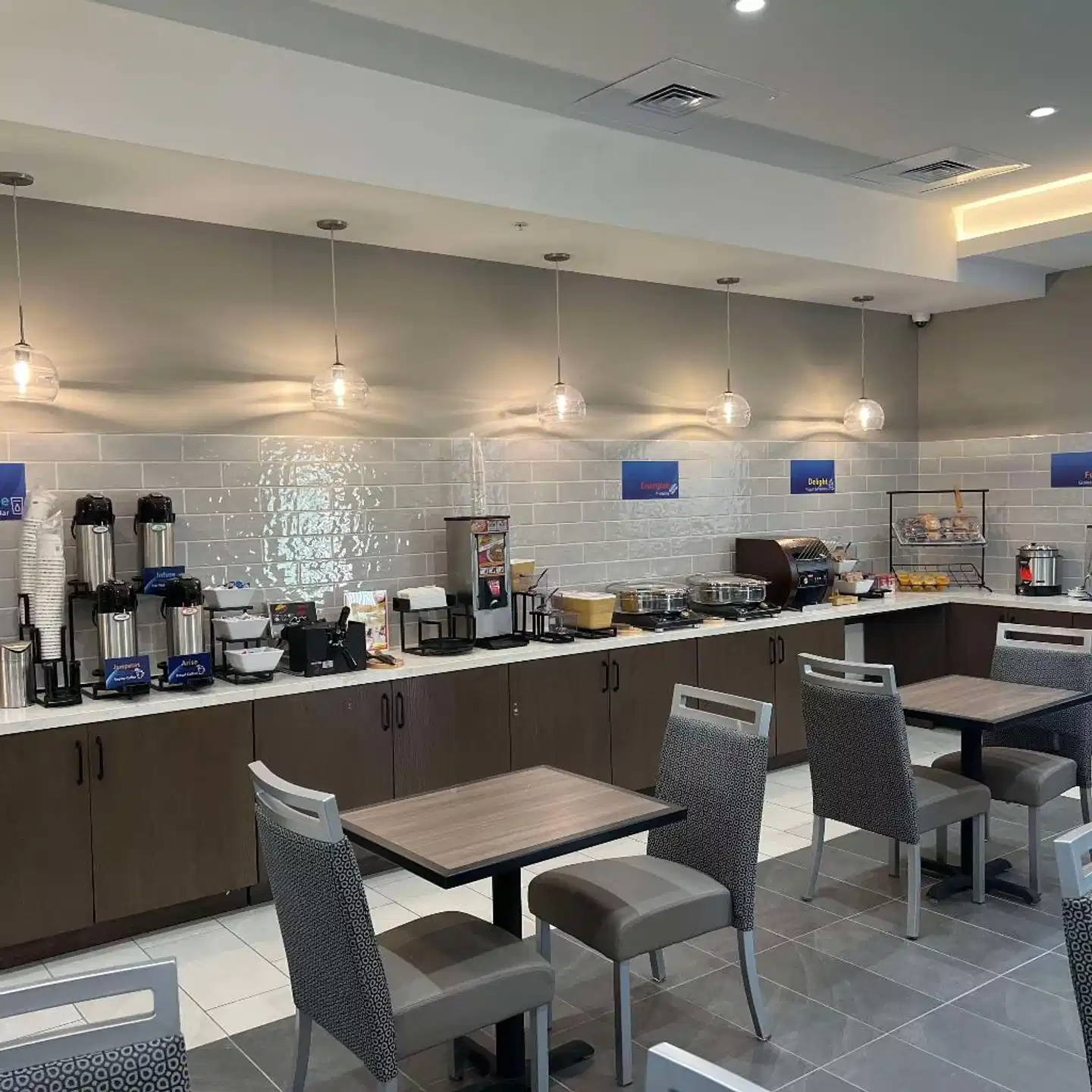 Best Western San Bernardino Hotel Bar