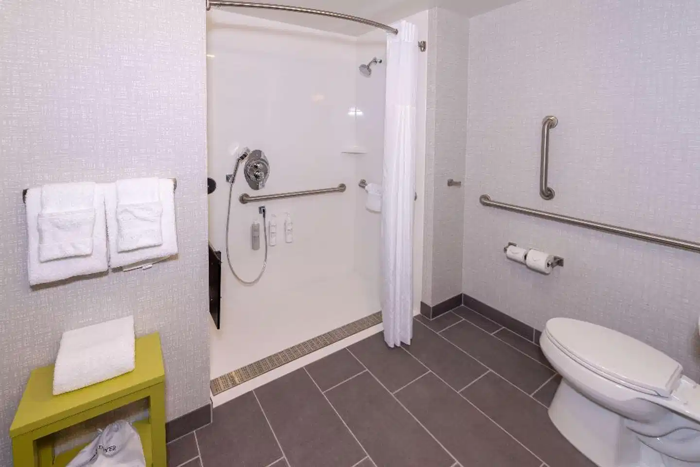 Hampton Inn Selma Badezimmer