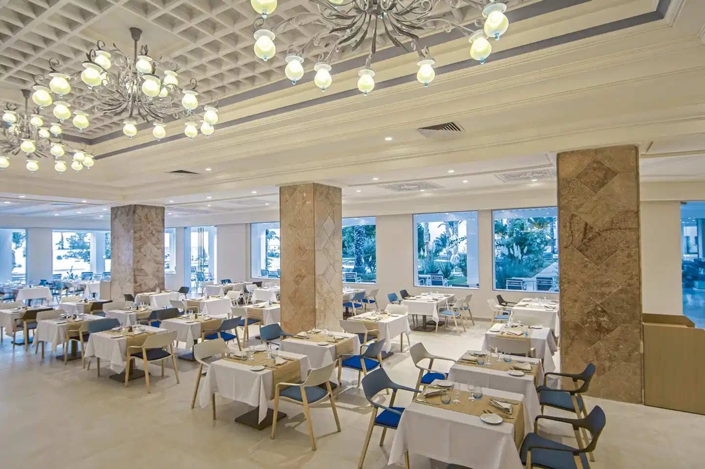 Royal Azur Thalassa RESTAURANT