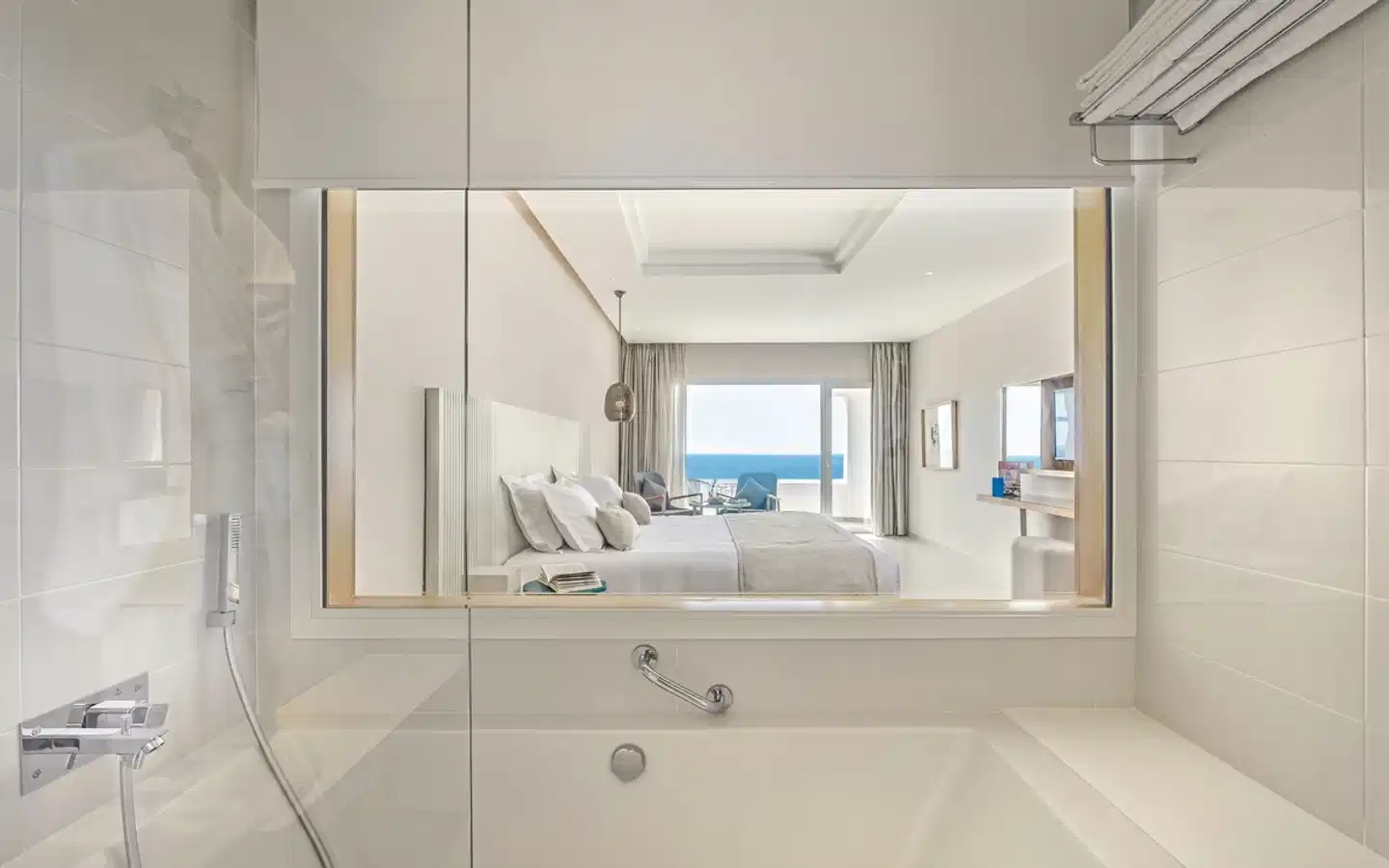Royal Azur Thalassa BATHROOM