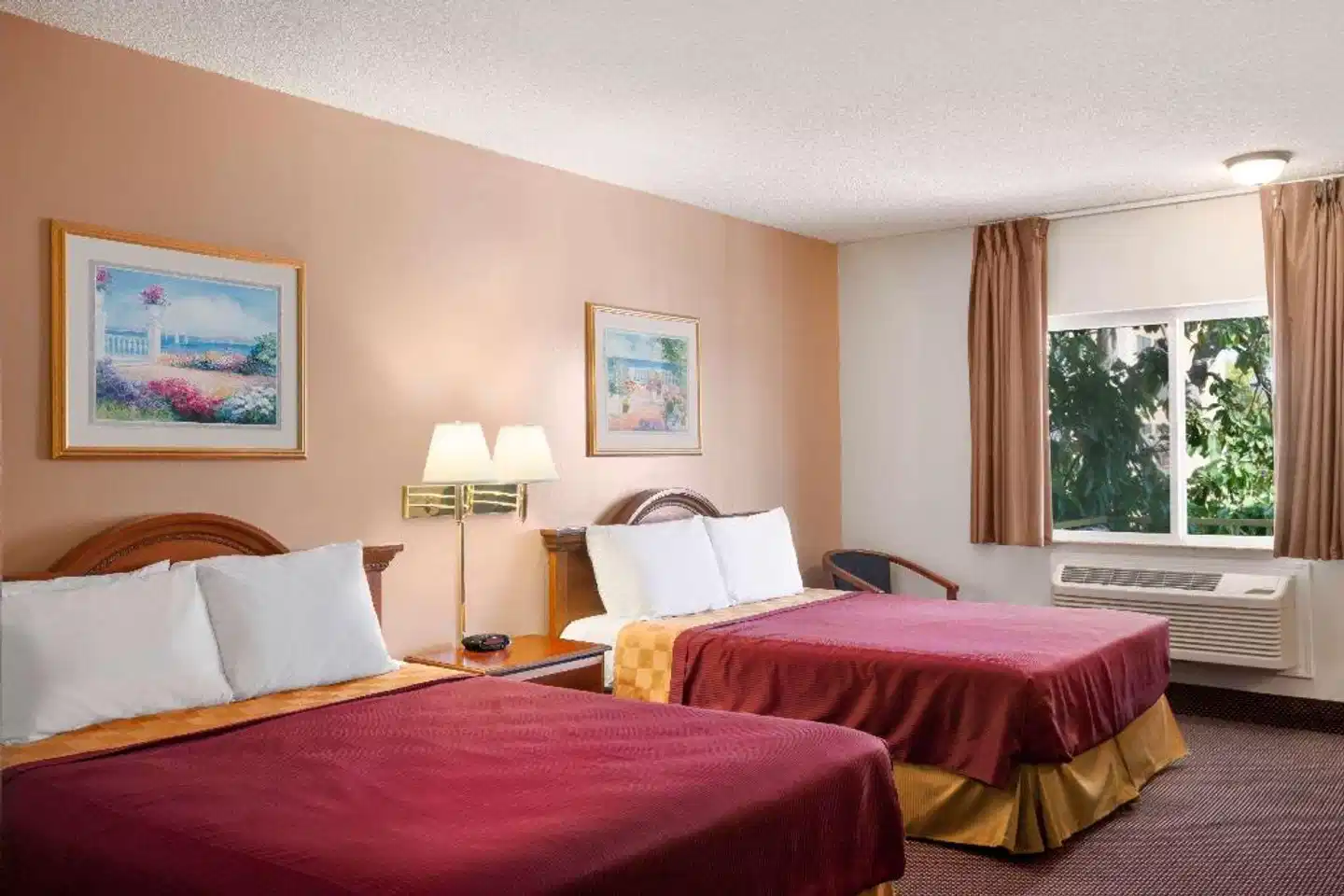Travelodge by Wyndham Bakersfield Wohnbeispiel
