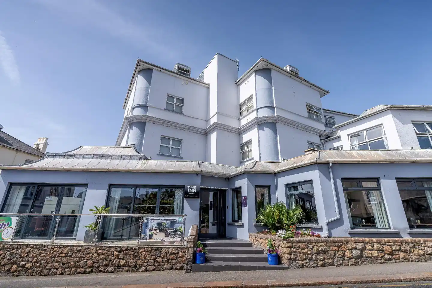 THE INN Jersey Aussenansicht