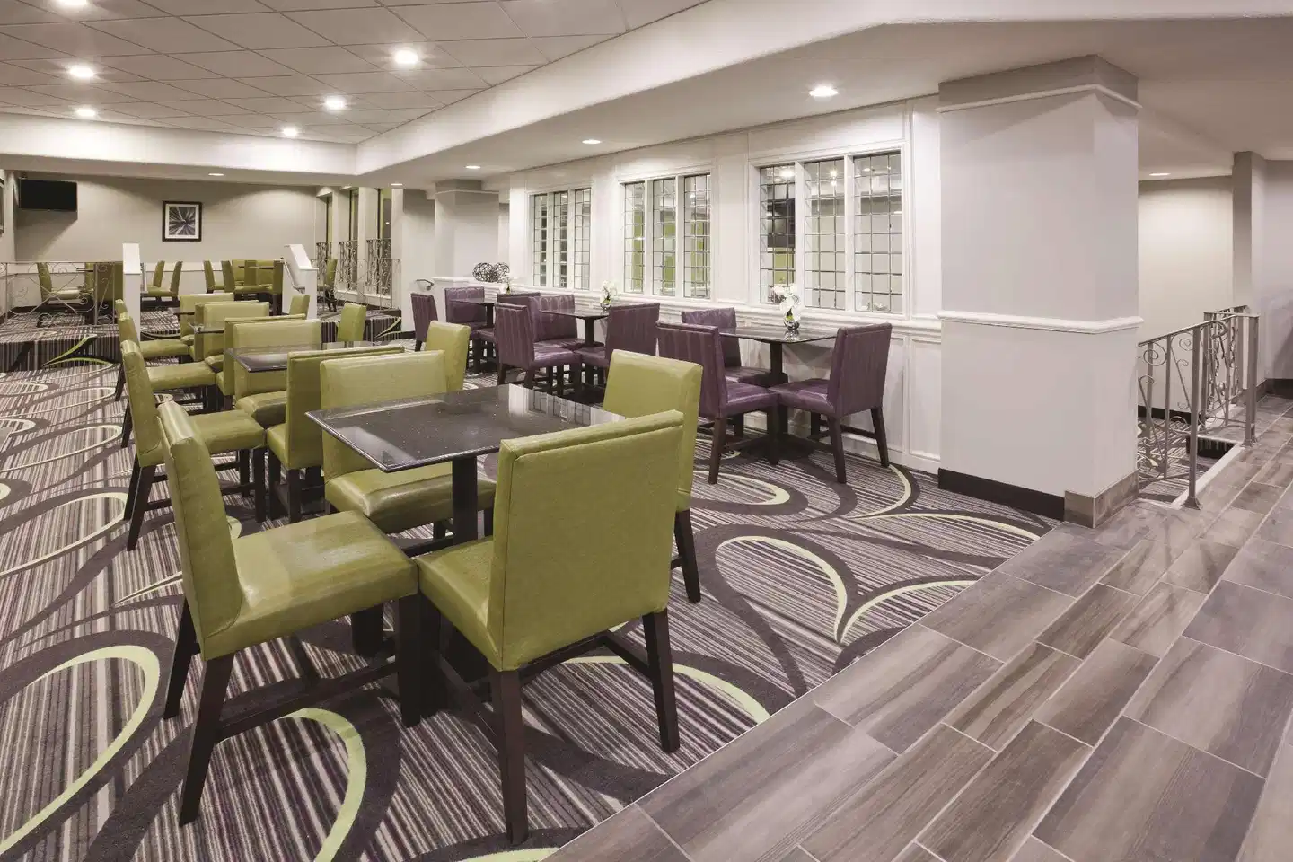 La Quinta by Wyndham Minneapolis Bloomington W Lobby