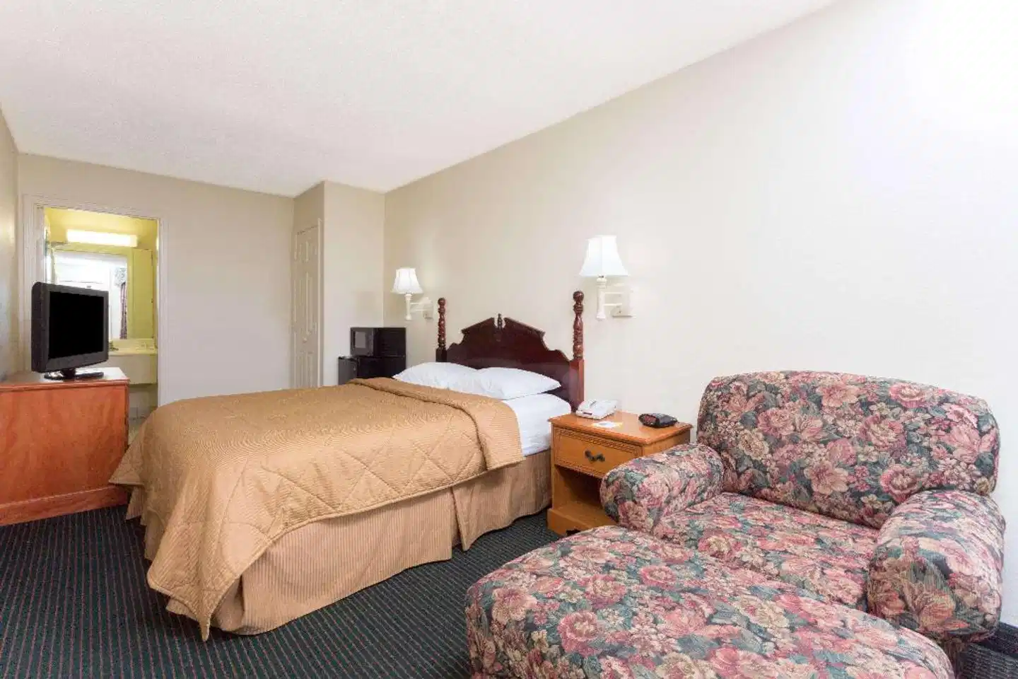 Days Inn & Suites by Wyndham Vicksburg Wohnbeispiel