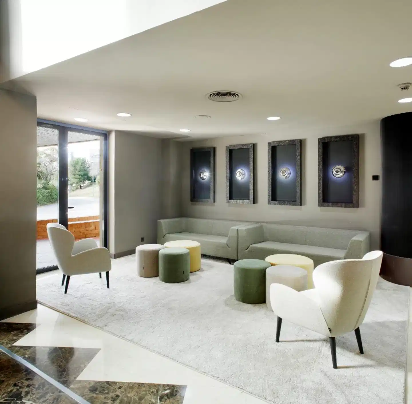 Alimara Lobby