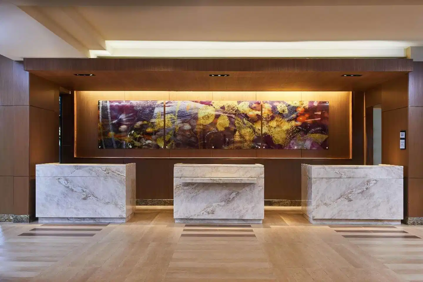 DoubleTree by Hilton Irvine Spectrum Lobby