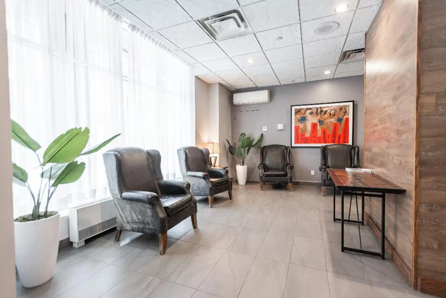 les Suites Labelle Lobby