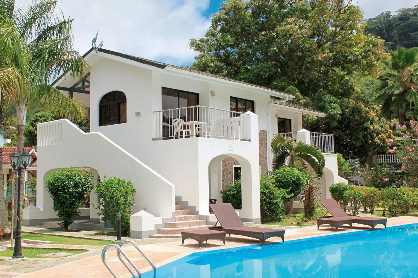 Sun Properties & Resort Aussenansicht