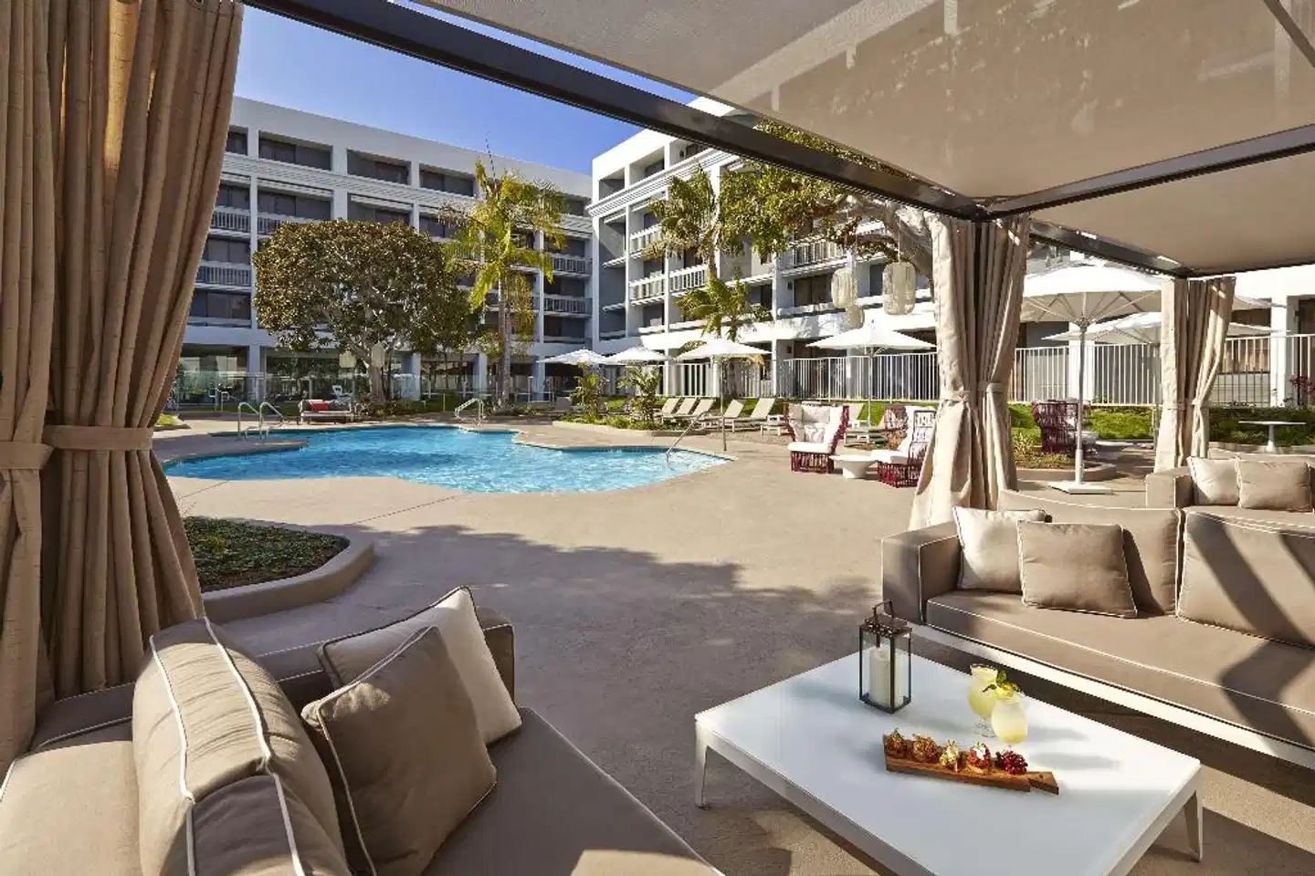 Hotel MdR Marina del Rey - a DoubleTree by Hilton Terrasse